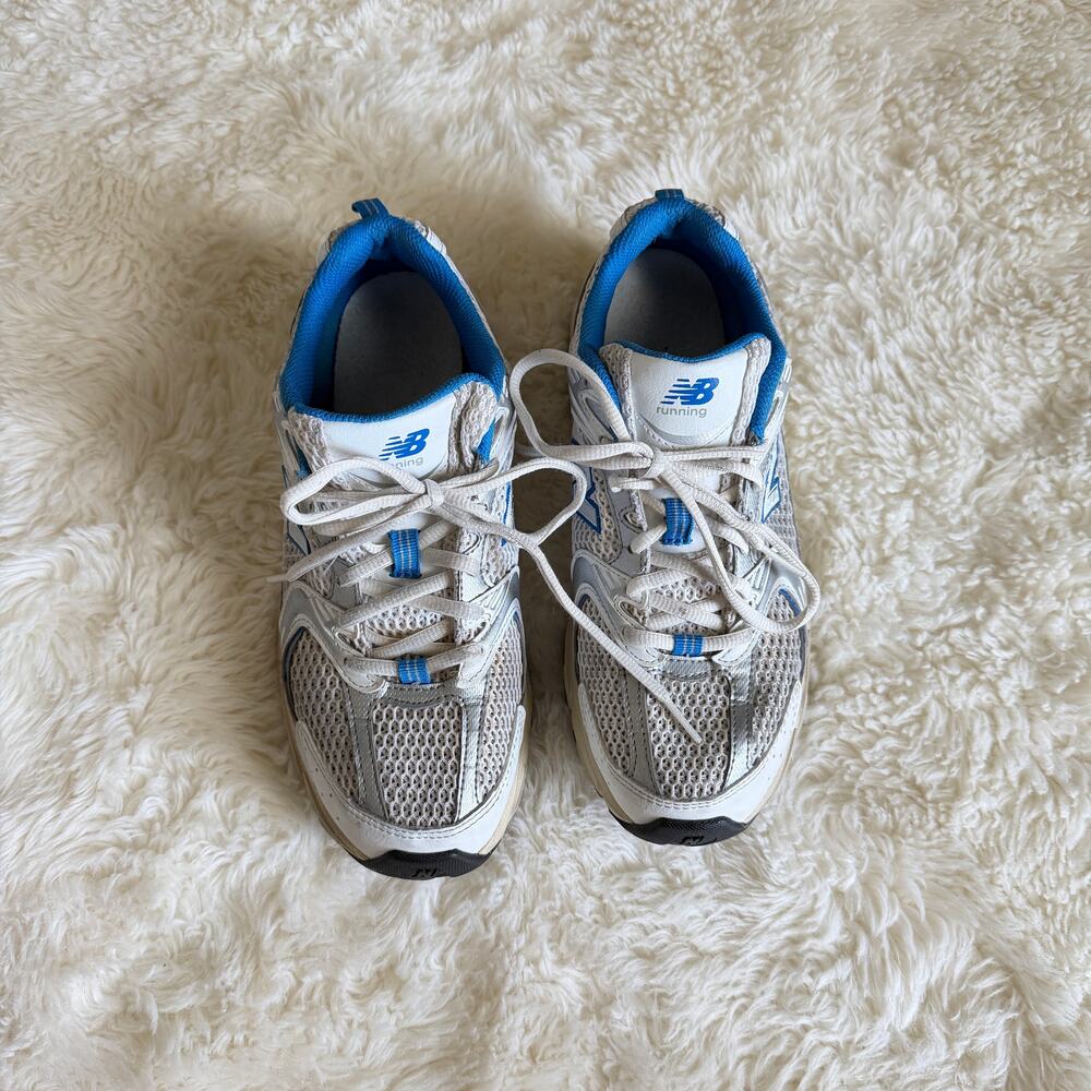 New Balance 530Sneakers in the White Blue Oasis colorway - Picture 3 of 12